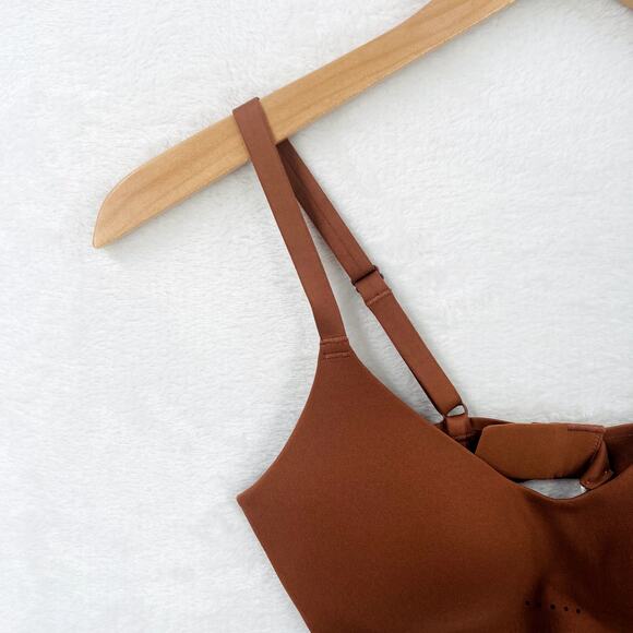 Nike Alate Sports Bra Size Small A/C Minimalist Low Support Padded Copper NWT - Picture 8 of 11